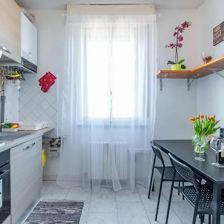 Parma Centro Torri Huge Apartment X6 Exterior photo